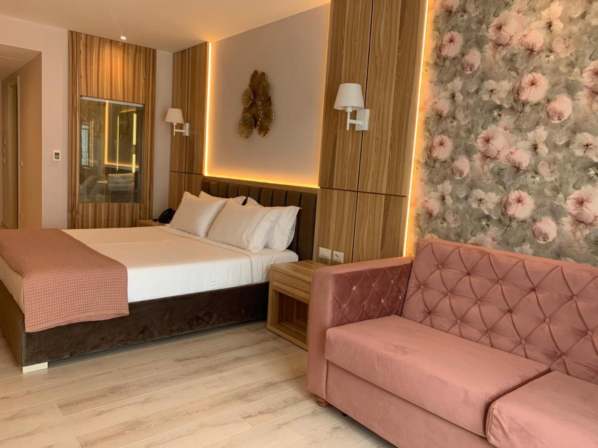 דורס Iliad Hotel מראה חיצוני תמונה