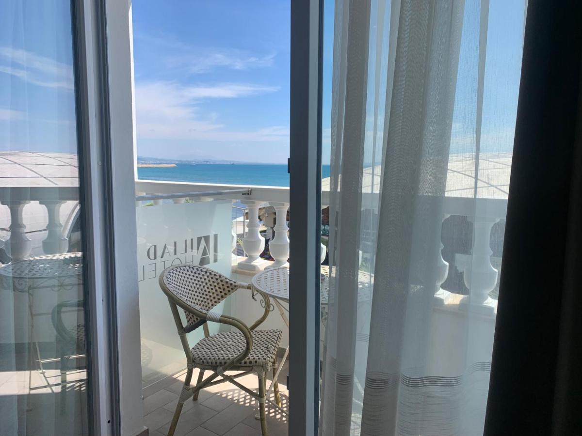 דורס Iliad Hotel מראה חיצוני תמונה