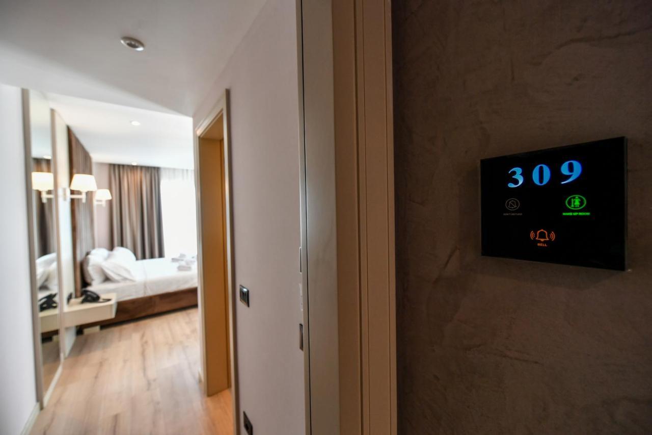 דורס Iliad Hotel מראה חיצוני תמונה